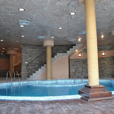 Hotel Monicspaclub Wellness In Bayview Villas